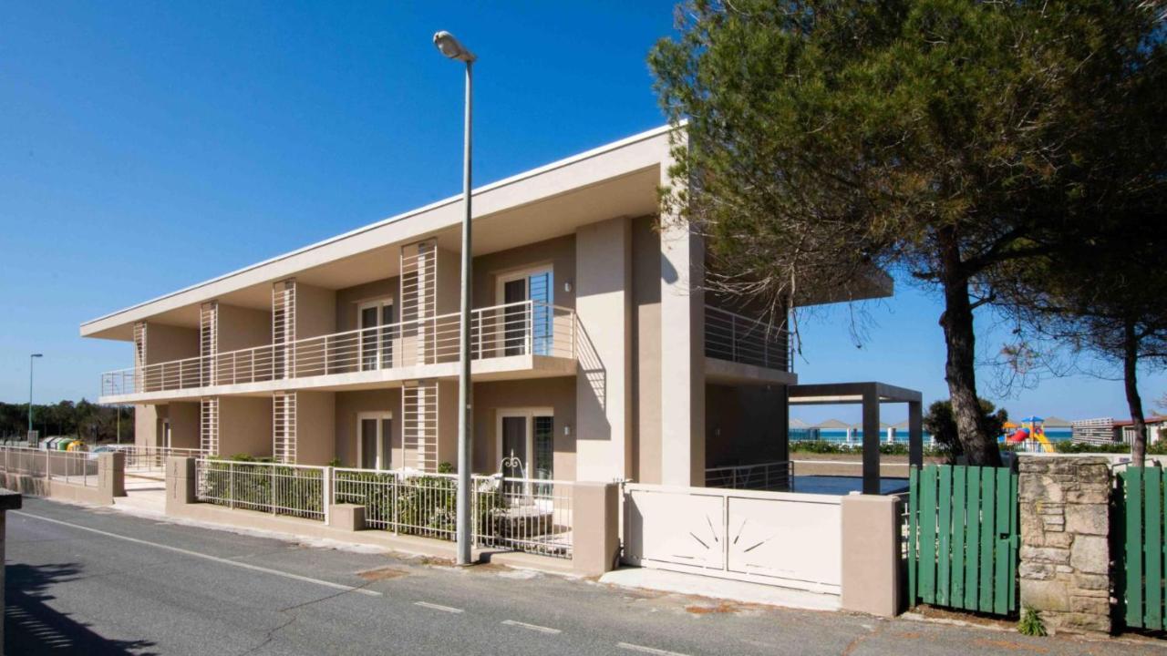 Hotel Boutique Carolina Marina di Castagneto Carducci Buitenkant foto