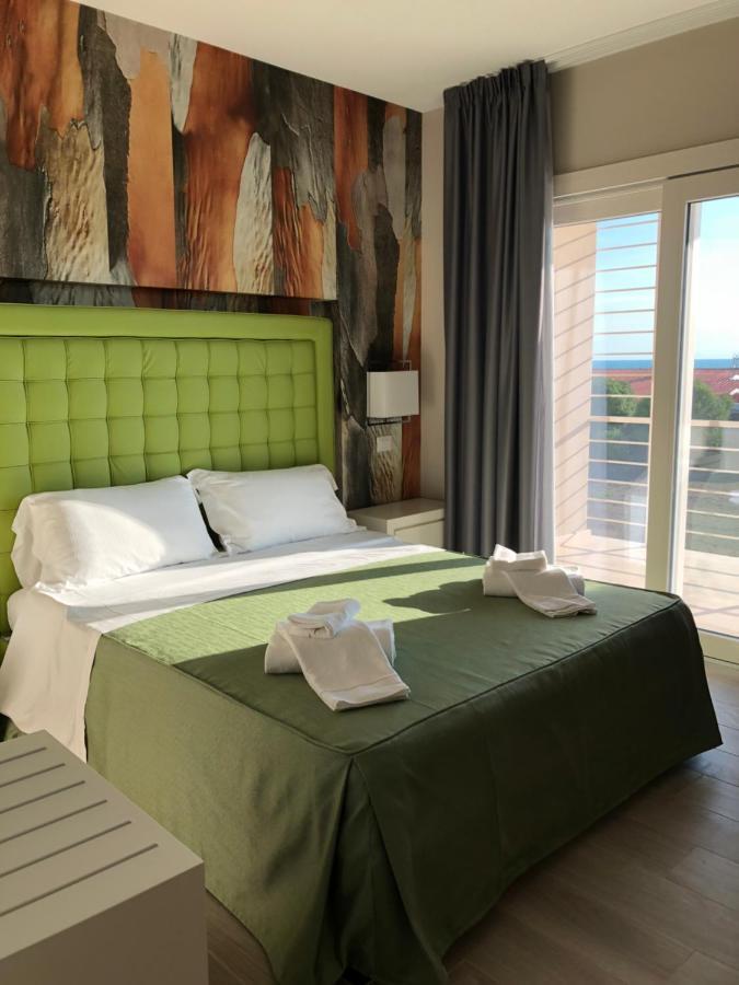 Hotel Boutique Carolina Marina di Castagneto Carducci Buitenkant foto